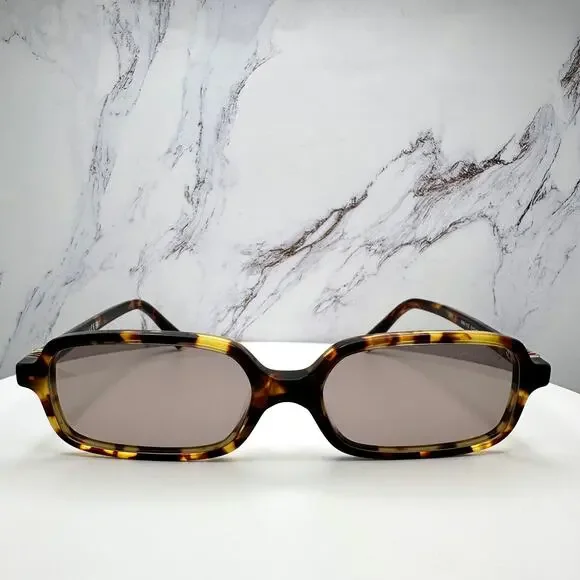 New MIU MIU Sunglasses - Picture 3 of 16